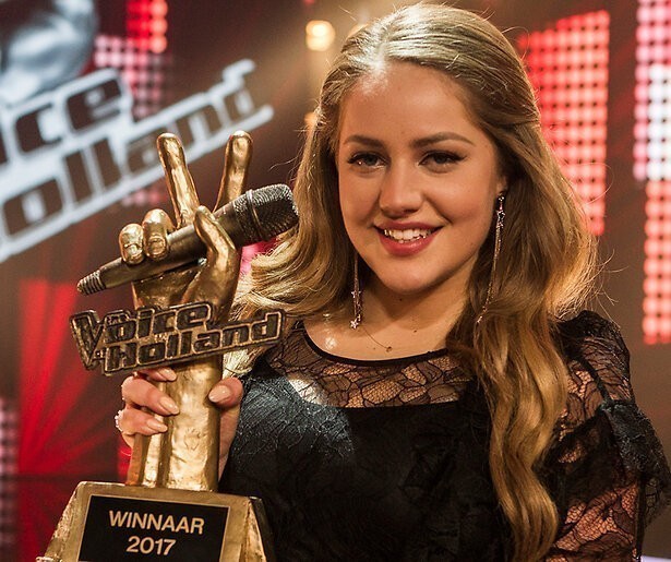 The Voice-winnares Pleun Bierbooms stelt 'respectloze' opmerking René van der Gijp aan de kaak