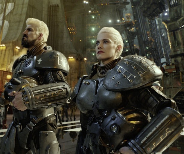 Buitenaardse wezens slaan toe in Pacific Rim