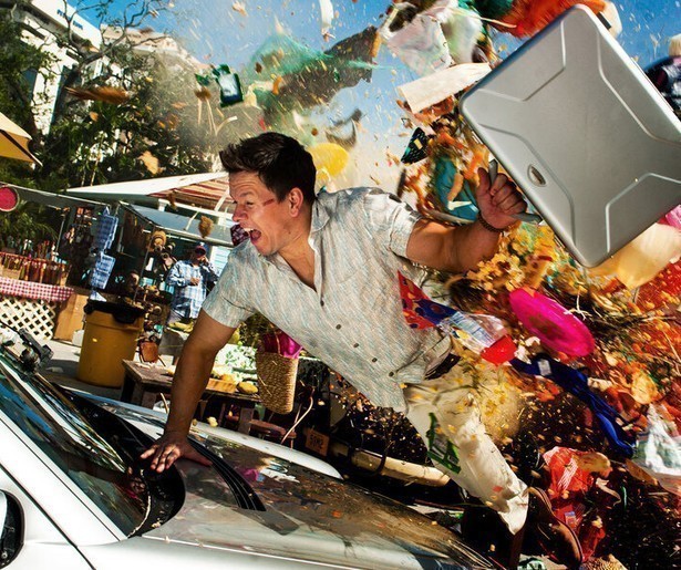 Mark Wahlberg heeft meer spieren dan hersens in Pain & Gain