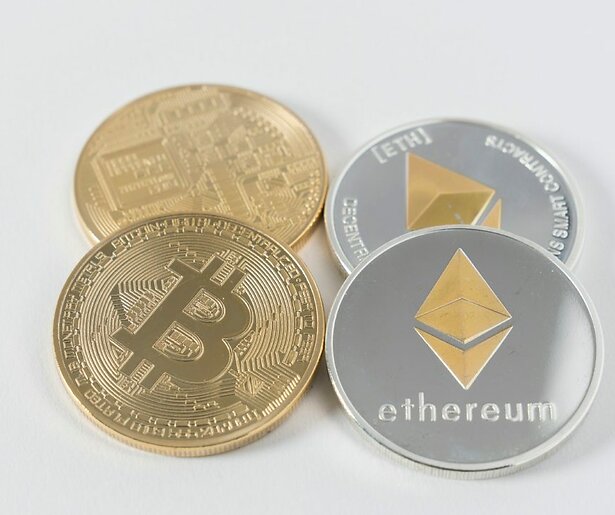 Crypto op tv: zo werkt framing rondom virtuele valuta