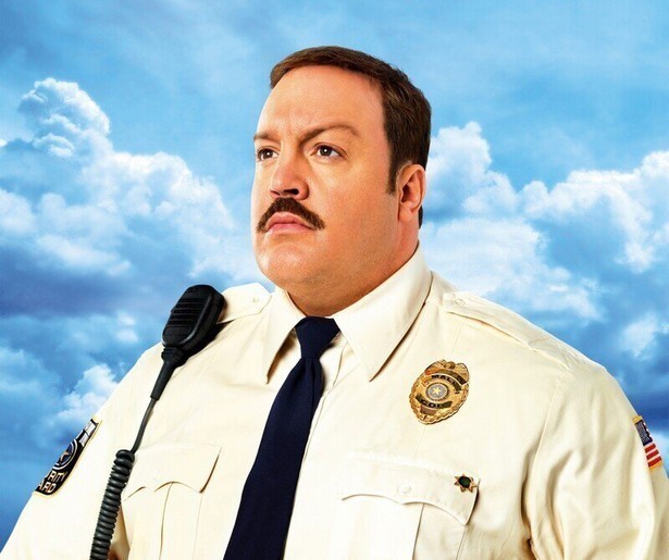 Kevin James crosst rond op zijn segway