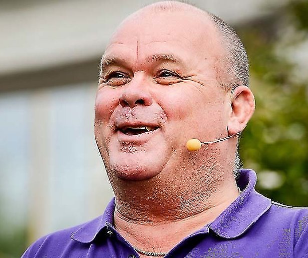 Paul de Leeuw wil meer gaan 'schoppen'