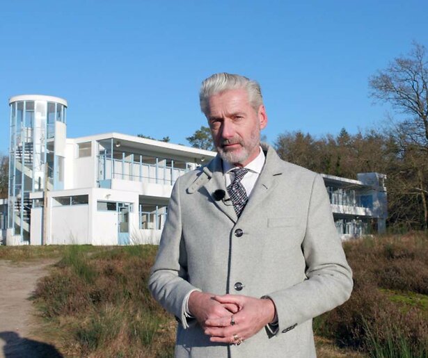 Paul Rem struint weer door Nederland in het tweede seizoen van Nederlandse Bouwkunst door de Ogen van Paul Rem 