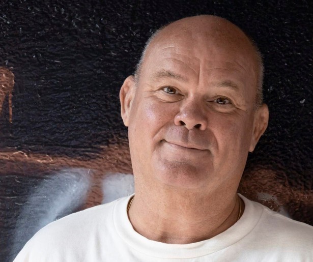 Paul de Leeuw van start met zijn nieuwe zaterdagavondprogramma Pauls Social Club