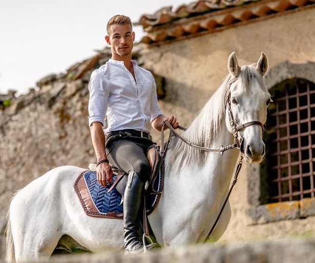 Dit zijn de eerste beelden van datingshow Prince Charming