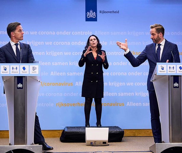 Journaal: Persconferentie coronacrisis