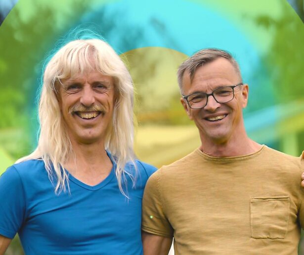Peter en Wim kunnen even op adem komen in Groeten vanaf de Camping