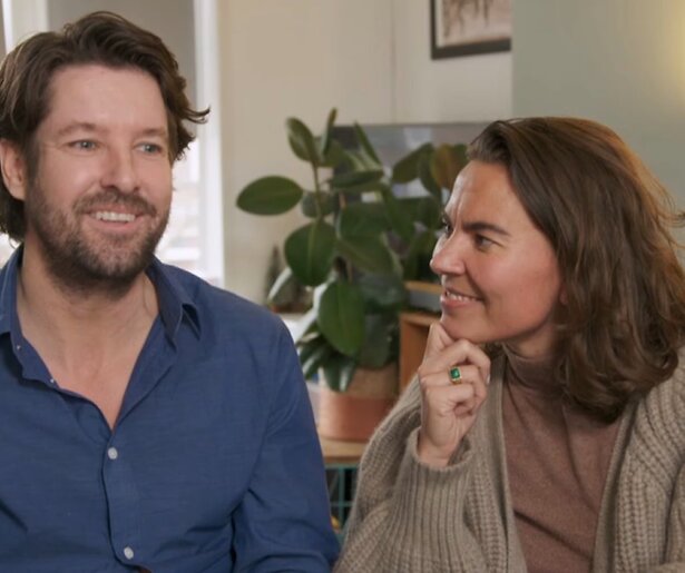 Alex van Keulen gaat in Kopen Zonder Kijken op zoek naar de perfecte gezinswoning voor Peter en Winny