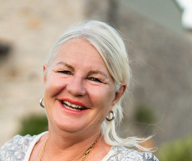 Alles wat je wil weten over Petra de Leeuw (60) uit B&B Vol Liefde 2025