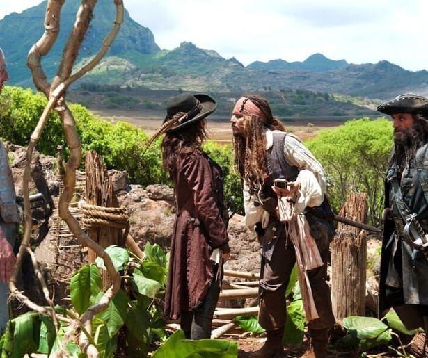 Johnny Depp reist af naar London in Pirates of the Caribbean: On Stranger Tides
