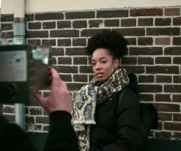 Jasper Krabbé portretteert schrijfster en actrice Joy Delima