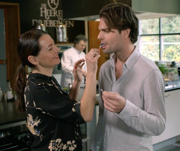 Prikkels-presentatoren proeven erop los 