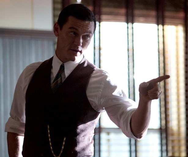 Luke Evans in een polyamoreuze relatie in Professor Marston and the Wonder Women