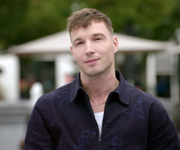 Sander Bos geeft de kandidaten van Project Dans les in latin dance