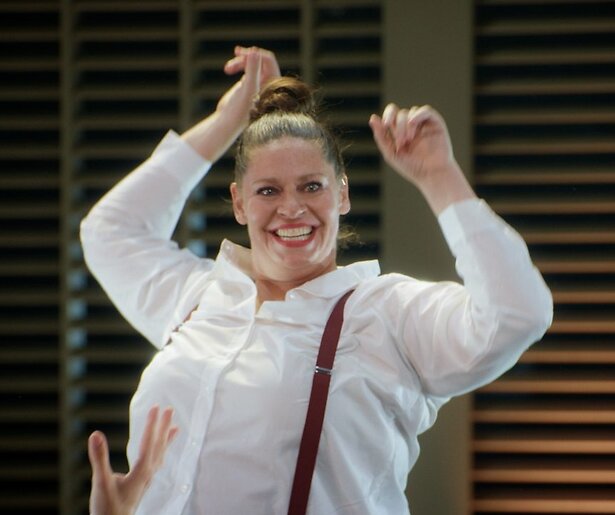 De druk stijgt in Project Dans met Tara Masimer's expressieve jazz