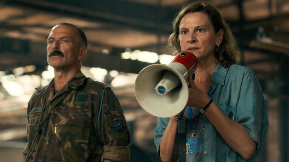 Raymond Thiry en Jasna Djuricic in Quo vadis, Aida?