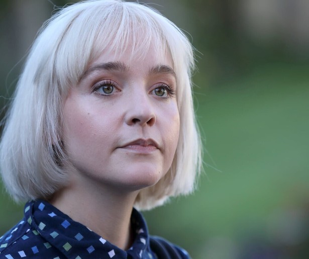 Op zoek naar moordenaars én de liefde in de misdaadserie Queens of Mystery