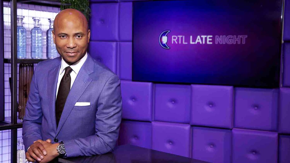 De TV van gisteren: RTL Late Night scoort eindelijk beter dan Jinek
