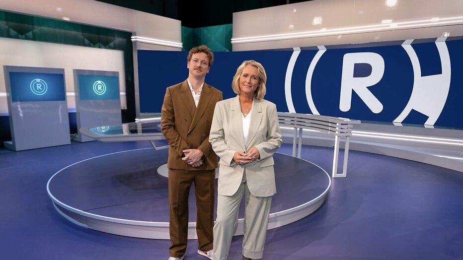Fons Hendriks en Antoinette Hertsenberg in Radar. Fons Hendriks en Antoinette Hertsenberg in Radar.