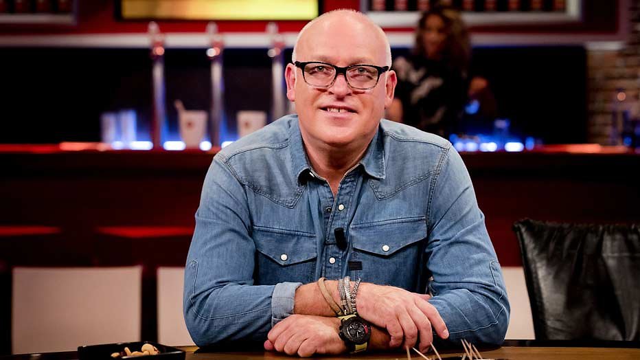 René van der Gijp staande gehouden door politie René van der Gijp staande gehouden door politie