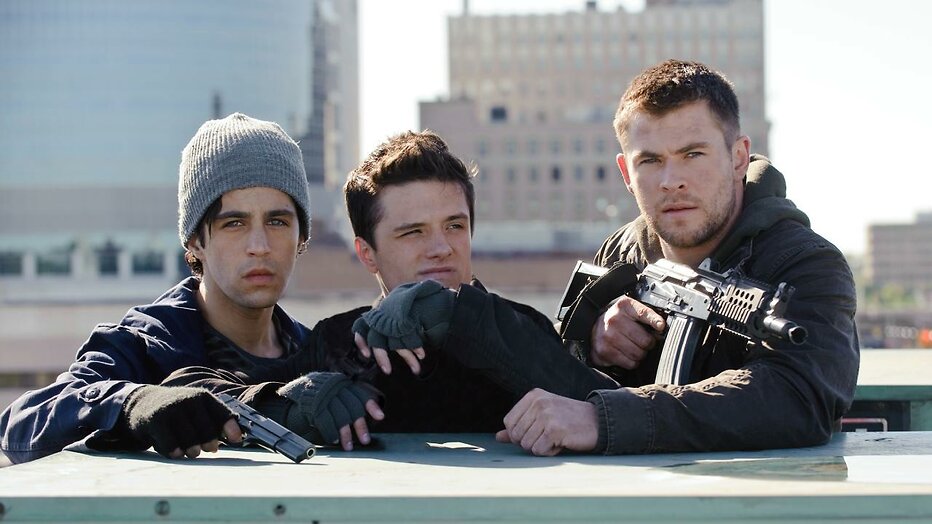 Josh Peck, Josh Hutcherson en Chris Hemsworth in Red Dawn