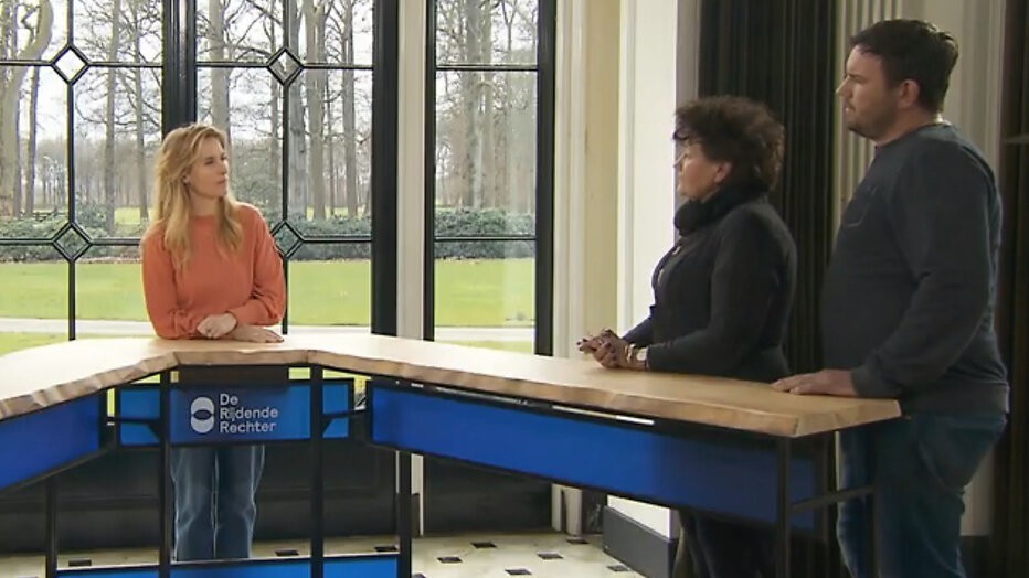 Jetske van den Elsen en de golfbaan eigenaren Jetske van den Elsen en de golfbaan eigenaren