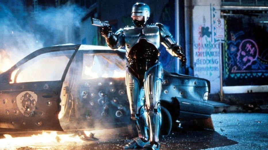 Peter Weller als Robocop in RoboCop 2 Peter Weller als Robocop in RoboCop 2