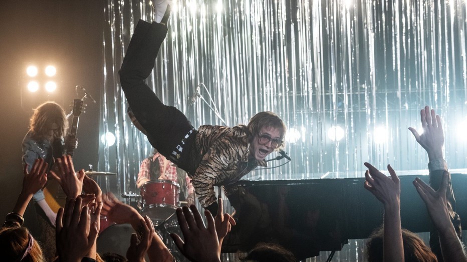 Taron Egerton als Elton John in Rocketman