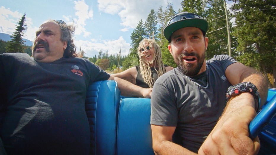 Avery Shoaf, Mike Hall en Connor Charman-Hall voor Rust Valley Restorers