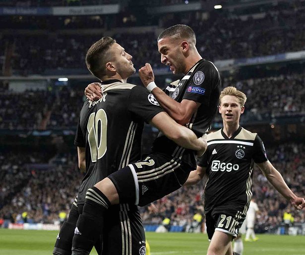De TV van gisteren: 2,8 miljoen voor weergaloos Ajax 