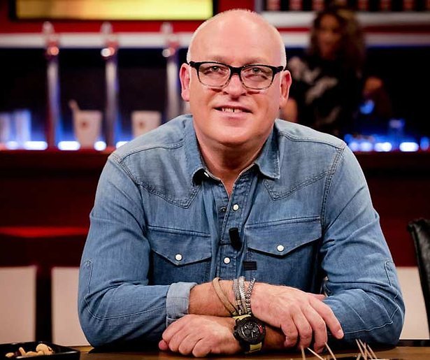 René van der Gijp staande gehouden door politie