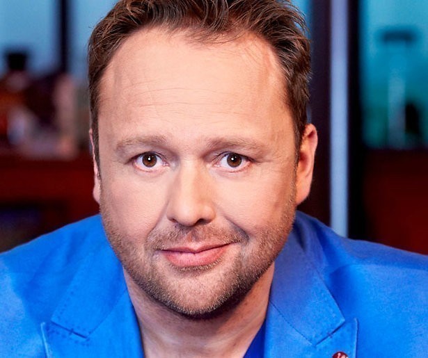 Cabaretier Richard Groenendijk overweegt terugkeer in de zorg