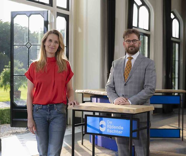 De TV van gisteren: De Rijdende Rechter keert terug met mooie 1,2 miljoen kijkers