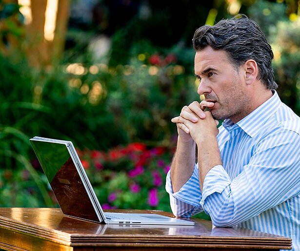 Kleurentheorieën maken de kijkers van Wie Is de Mol? horendol