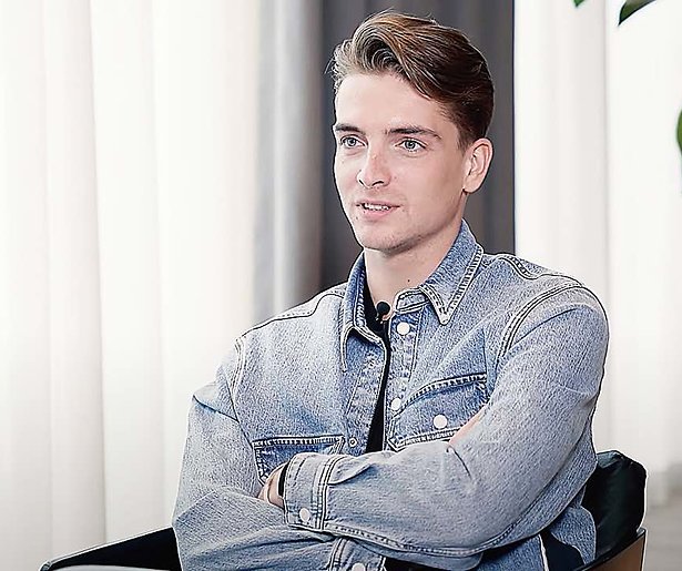 YouTuber Robbert Rodenburg in Expeditie Robinson?