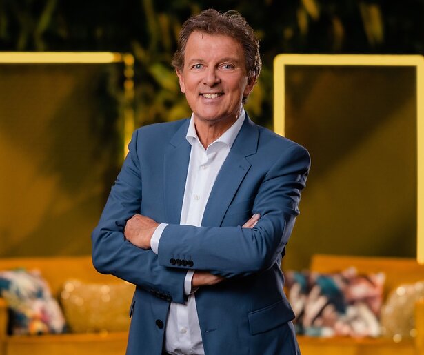 Jarige Robert ten Brink relativeert: 'Misschien volgend jaar wel in de In Memoriam op Televizier-Ring Gala'
