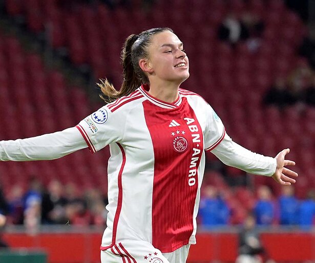De Ajax-vrouwen nemen het opnieuw op tegen AS Roma in de Champions League