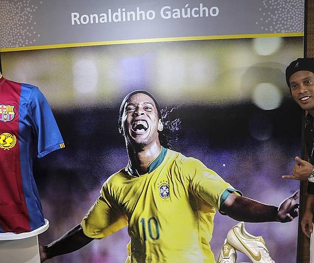 Nederlandse regisseur Jeffrey Elmont maakt dramaserie met Ronaldinho