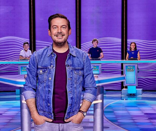 De TV van gisteren: Programma's op vrijdagavond hebben last van het mooie weer