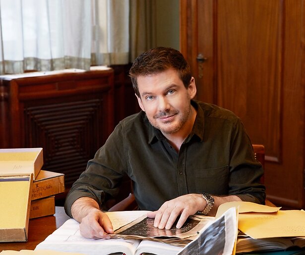 De TV van gisteren: Ruben Nicolai blijft overeind tegenover Benfica - Ajax