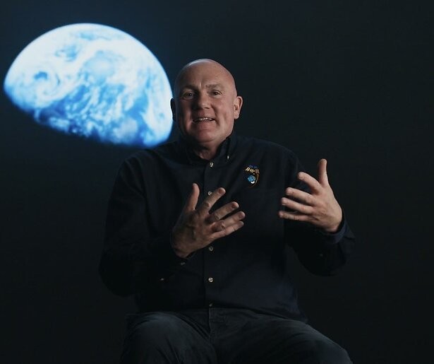 André Kuipers maakt grootse documentaireserie Ruimteschip Aarde 