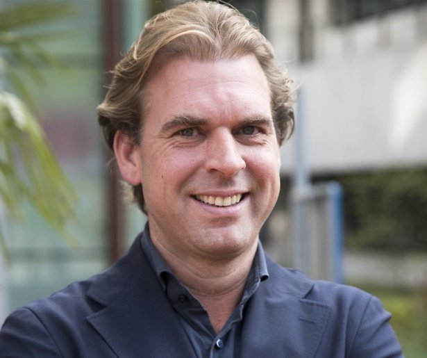 Rutger Castricum maakt voor Powned opvolger van de Hofkar