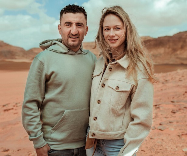 Zwoegen in de Zwarte Woestijn in Race om de Ringen