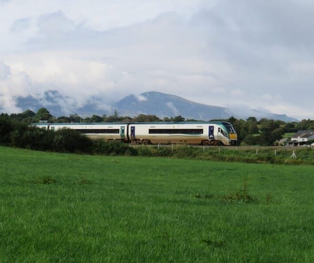 De trein van Rail Away reist verder door buurland België