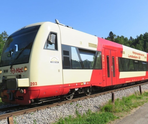 De trein van Rail Away maakt een zomers ritje naar Gammertingen