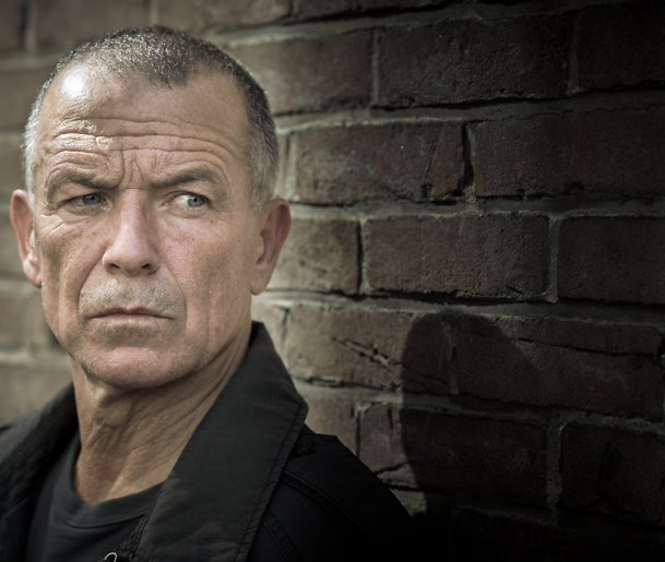 Acteur Raymond Thiry speelt hoofdrol in Europese series over voetbalwereld