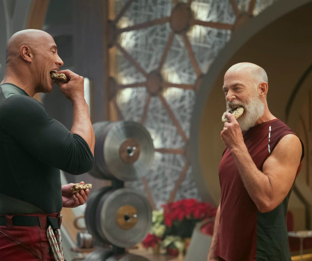 Dwayne Johnson en Chris Evans moeten hun krachten bundelen in Red One