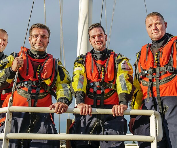 EO brengt levensreddend werk op reddingboten in beeld