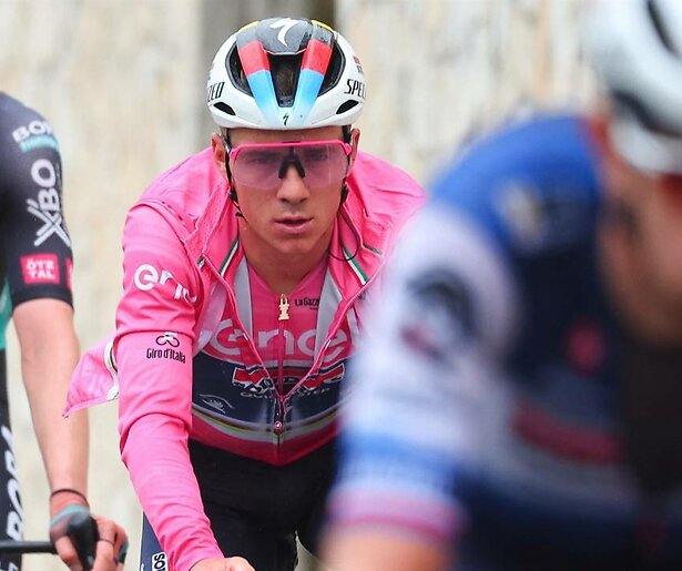 Giro d'Italia 2023: Ganna aast op tijdritwinst en ook Remco Evenepoel gaat voor goud 