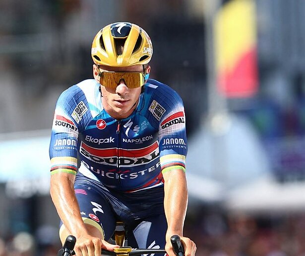Alle ogen zijn gericht op Remco Evenepoel tijdens de vijfde etappe van de Tour de France 2025